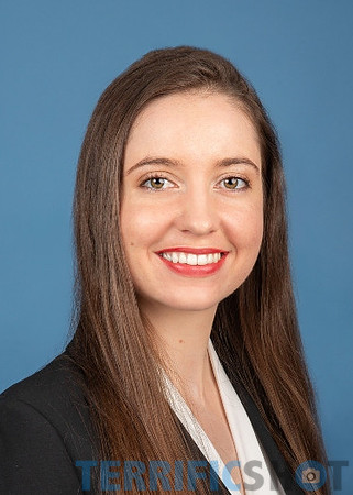 sample_headshot_7-eras-2