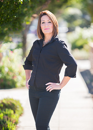professiona_realtor_headshot_background-3