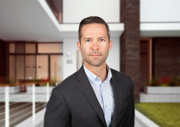 professiona_realtor_headshot_background-10