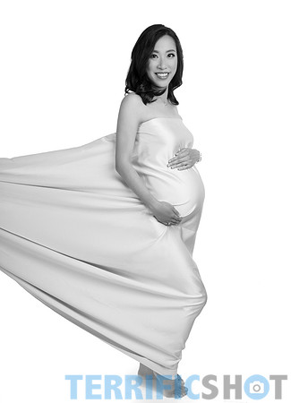 maternity studio portrait Terrificshot Photography