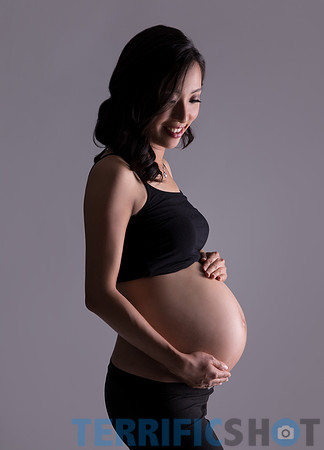maternity studio portrait Terrificshot Photography
