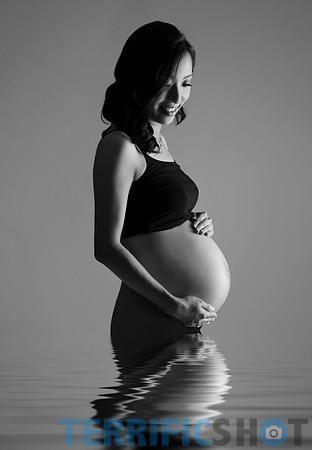 maternity studio portrait Terrificshot Photography