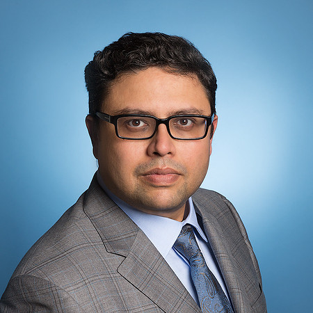 man corporate portrait business Headshot for linkedin profile