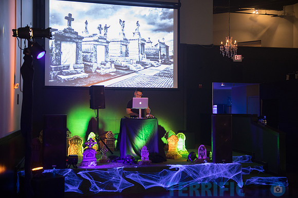 halloween party