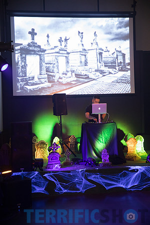 halloween party