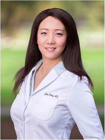 woman_wearing_white_lab_smock_corporate_medical_headshot_business