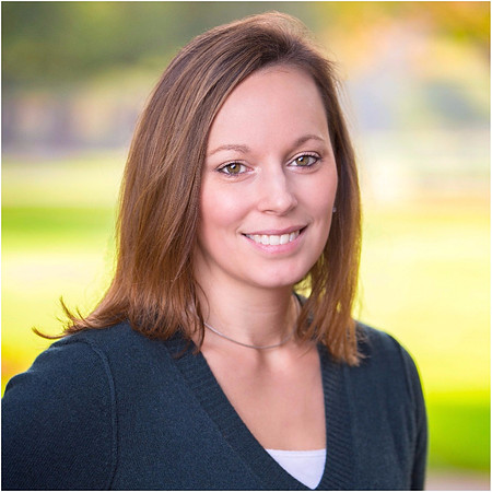 woman_portrait_corporate_linkedin