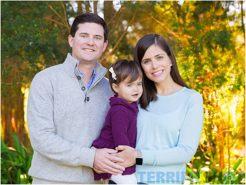 family_of_three_portrait_san_francisco_conservatory_of_flowers