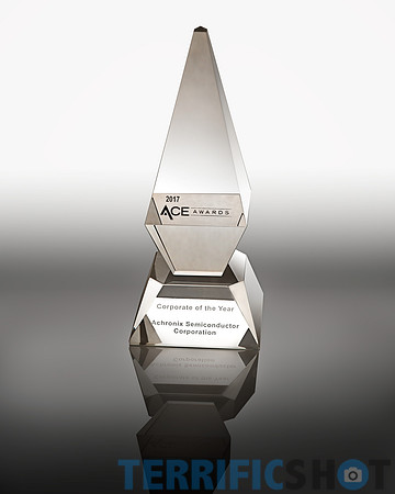trophy-2017-v2_white