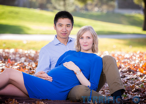 maternity_couple_pose_portrait_outdoor_photography