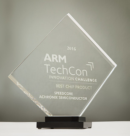 trophy_glass_product_photography
