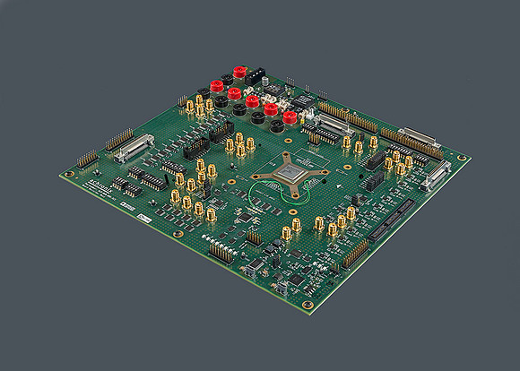 motherboard_chip__product_photography