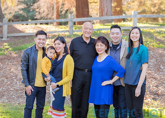 large_big_family_outdoor_portrait_photography
