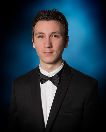senior_portrait_studio_man_tuxedo