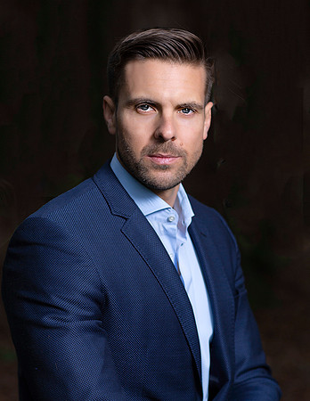 men_portrait_casual_candid_outdoor_photography_14