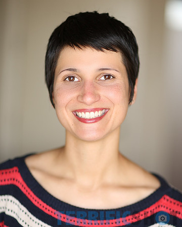headshot-woman-bay-area-sunnyvale-linkedin-min