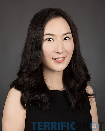 woman_headshot-min