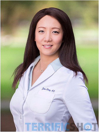 woman_wearing_white_lab_smock_corporate_medical_headshot_business-min
